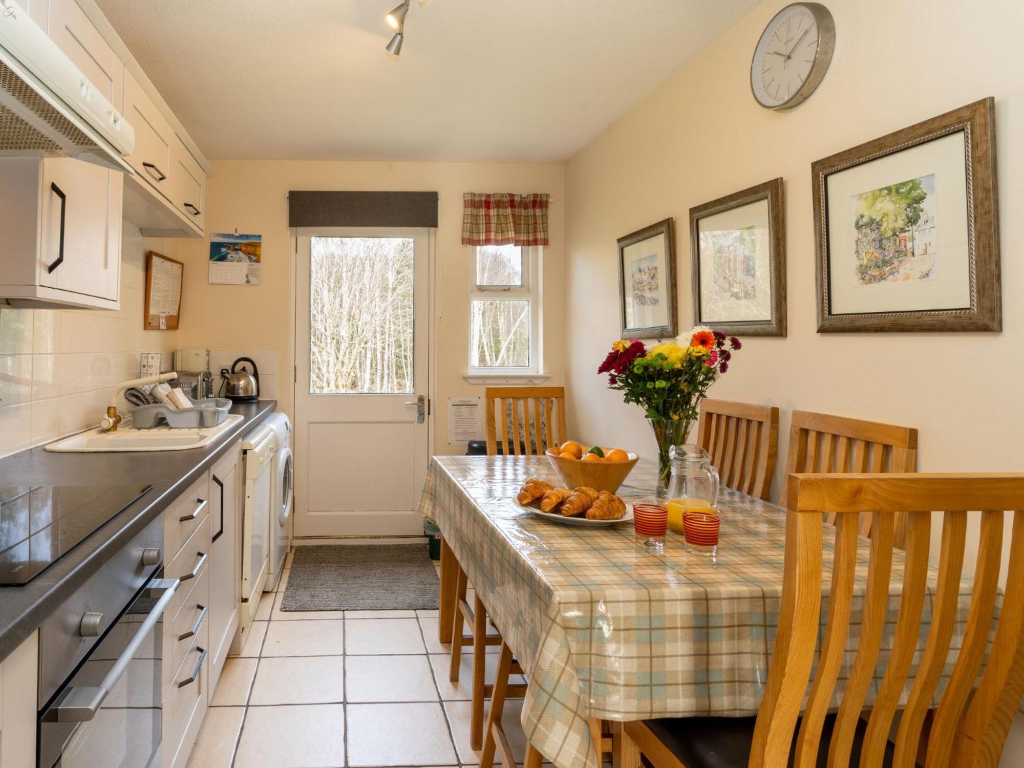 Holiday Home Falcon Lodge By Interhome Aviemore Exterior photo